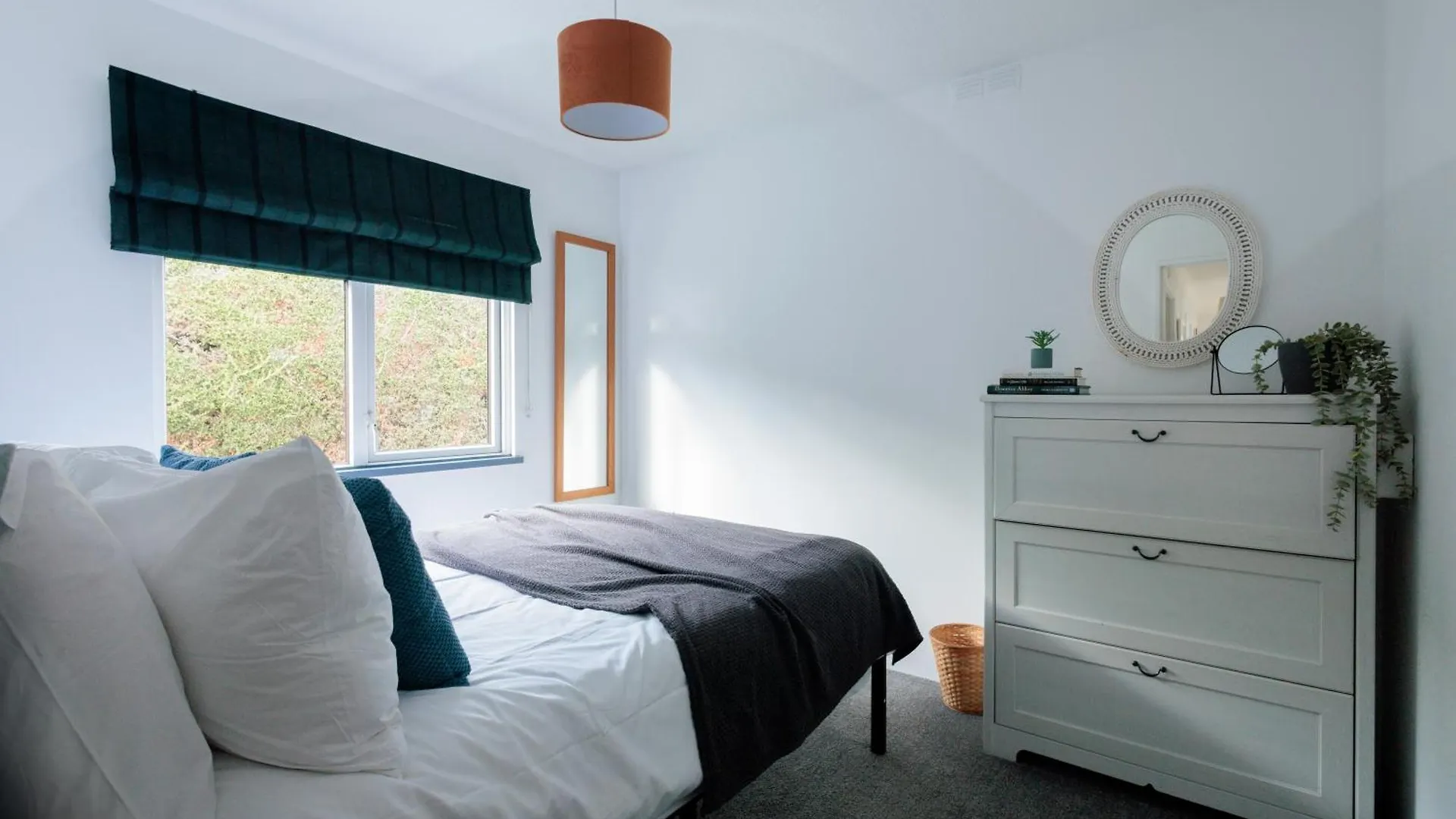 Holiday home Secluded Sanctuary On The River Christchurch
